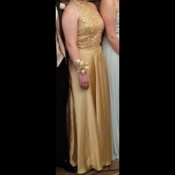 Sherri Hill gold prom dress - Picture 6 of 6